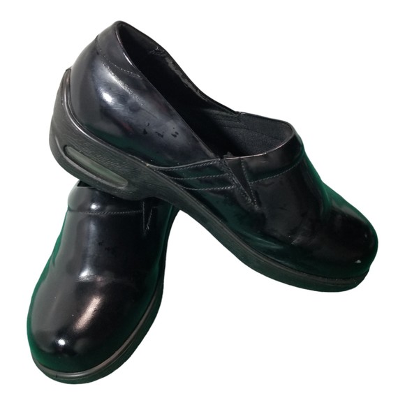 Shoes For Crews Wm. 8 Black Patent Leather Air Clogs Slip & Oil Resistant Soles - Picture 2 of 8